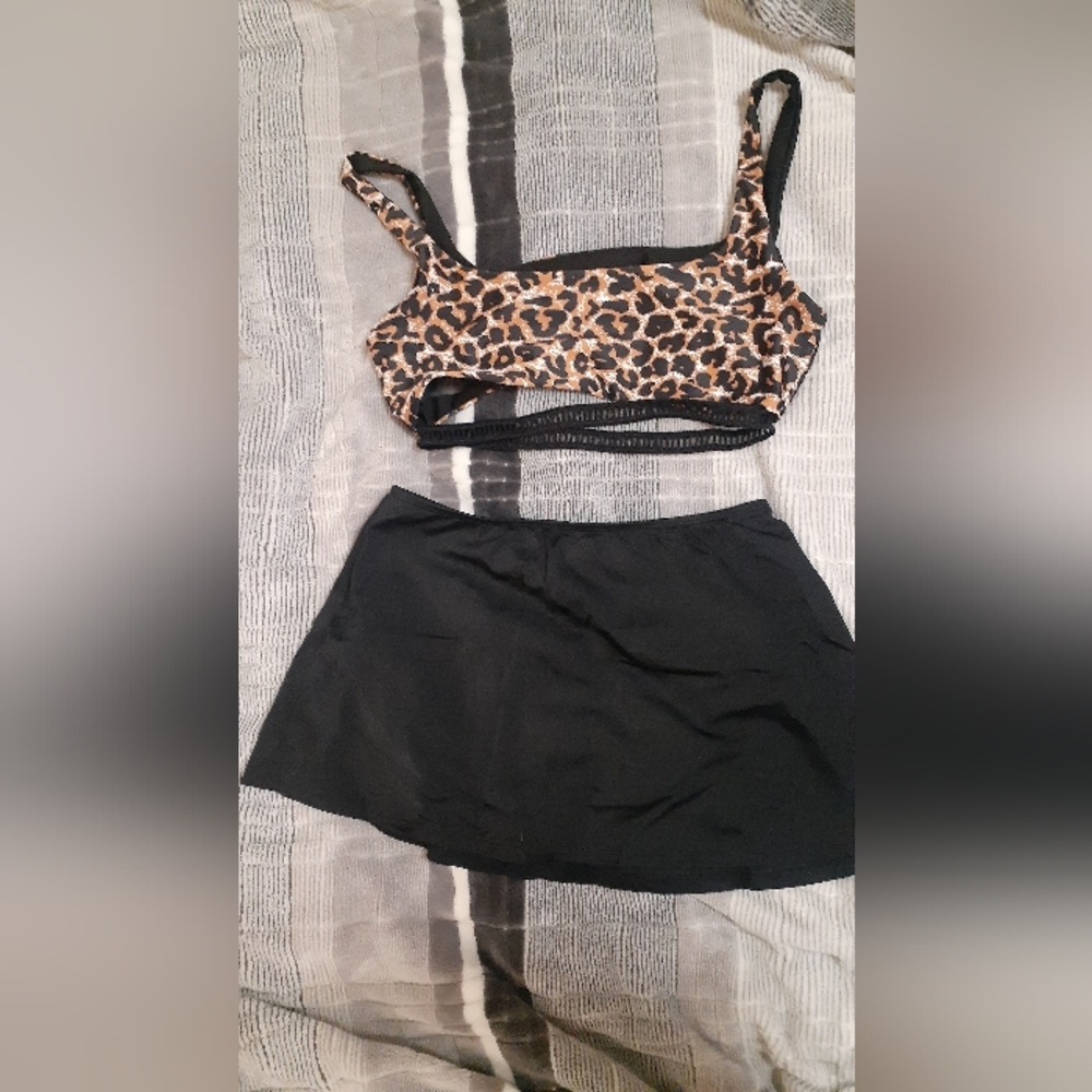 Bikini skirt